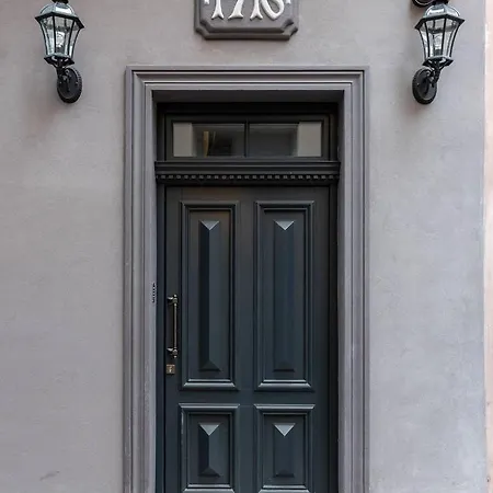 Enjoy Old Town Vibes In 1716 Laipu With 4 Stylish And 1 Penthouse Daire