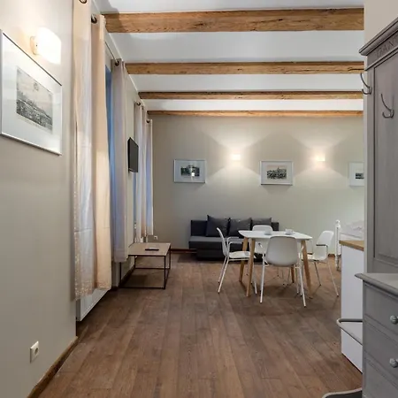 Enjoy Old Town Vibes In 1716 Laipu With 4 Stylish And 1 Penthouse *