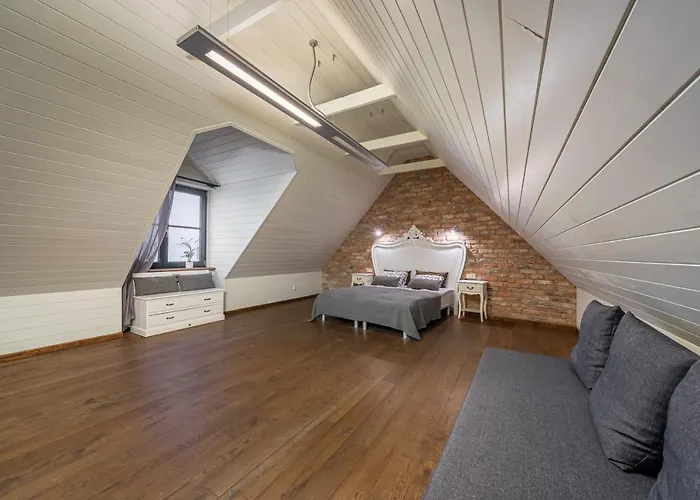 Enjoy Old Town Vibes In 1716 Laipu With 4 Stylish And 1 Penthouse Apartamento