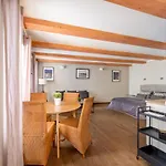 Appartamento Enjoy Old Town Vibes In 1716 Laipu With 4 Stylish And 1 Penthouse
