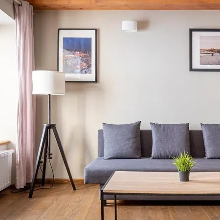 Enjoy Old Town Vibes In 1716 Laipu With 4 Stylish And 1 Penthouse *